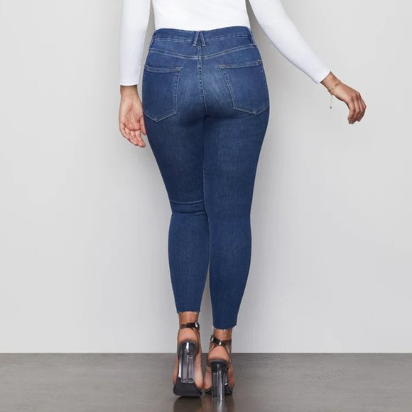NWT Good American | Good Waist Crop Raw Edge - Picture 7 of 7